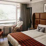 فندق Badhotel 3*
